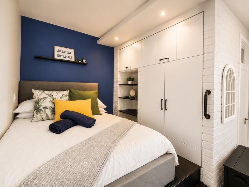 0 Bedroom Property for Sale in Sea Point Western Cape